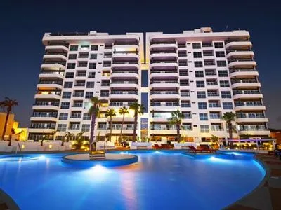 Main view of Torres Cantera Condominiums in La Paz, Baja California Sur, Mexico